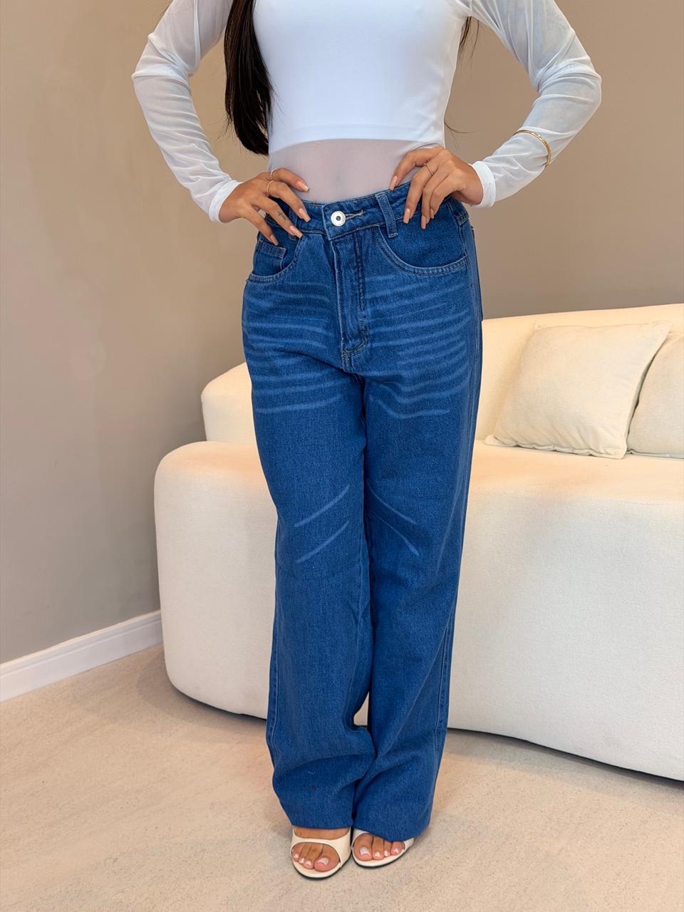 Calça Jeans Wide Leg Lavagem Escura